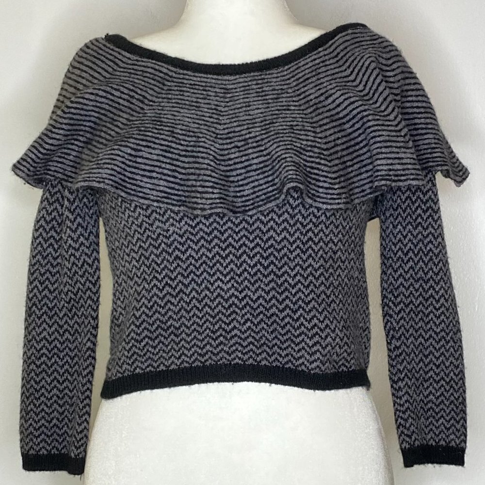 BB Dakota Womens Sweater M Knit Gray Chevron Stripe Print Cotton Wool Flounce